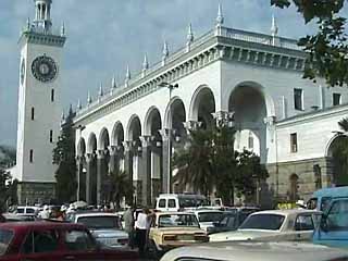  Sochi:  Krasnodarskiy Kray:  ロシア:  
 
 Sochi Railway station